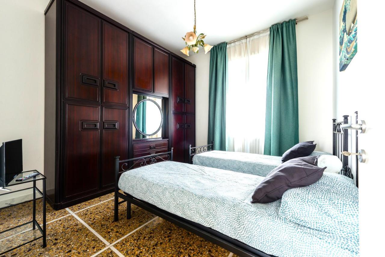 Hostly - The Urban Garden House - 3 Bedrooms, Garden, Great Location! Pisa Ngoại thất bức ảnh